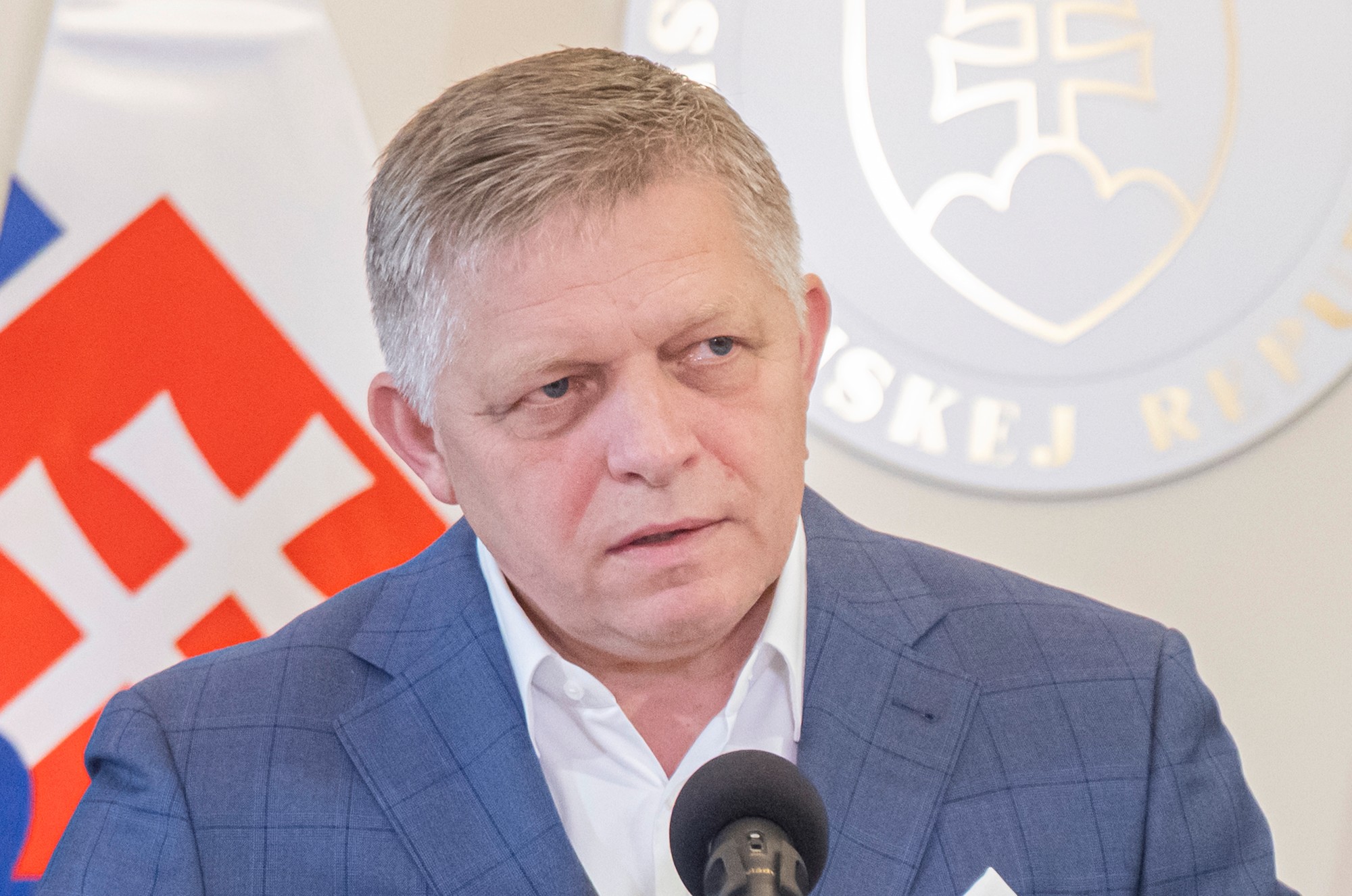 Predseda vlády SR Robert Fico (Smer-SD).
