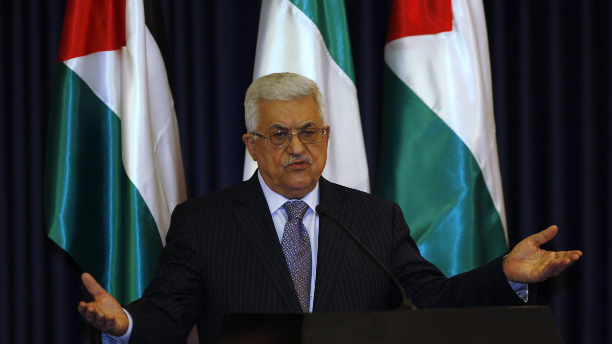 Prezydent Autonomii Palestyńskiej Mahmud Abbas ogłosił trzydniową żałobę po śmierci 15 demonstrantów podczas niedzielnych obchodów "dnia katastrofy" na granicy Izraela z Libanem, Syrią i Strefą Gazy.