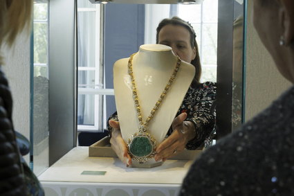 Kontrowersyjna kolekcja biżuterii trafi pod młotek. Ślady prowadzą do III Rzeszy