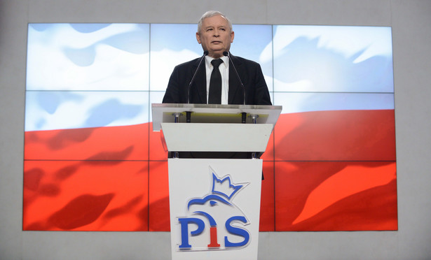 Kaczyński chce debaty o aferze podsłuchowej. PO: Próba odwrócenia uwagi od SKOK