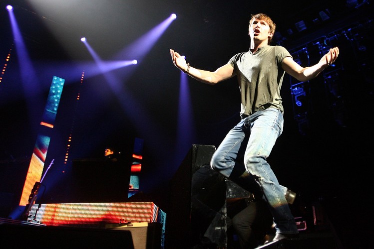 James Blunt podczas koncertu w Rennes – 3 kwietnia 2011 roku