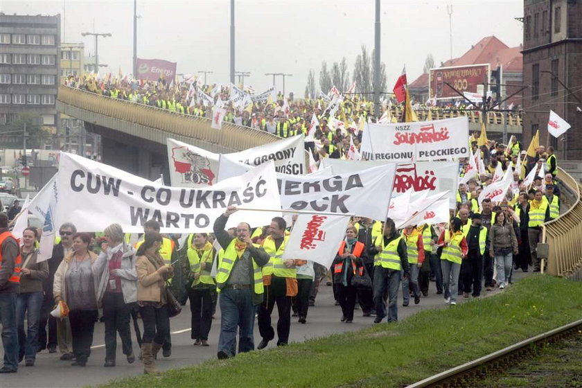 PROTEST PRACOWNIKOW GRUPY ENERGETYCZNJ