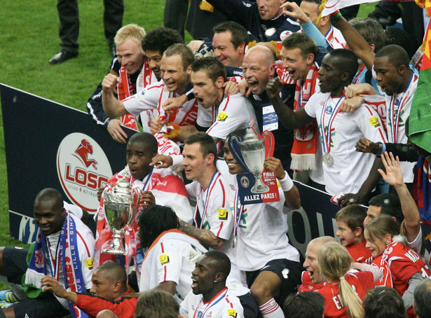 Piękny gol reprezentanta Polski zapewniła Lille Puchar Francji. Zobacz wideo