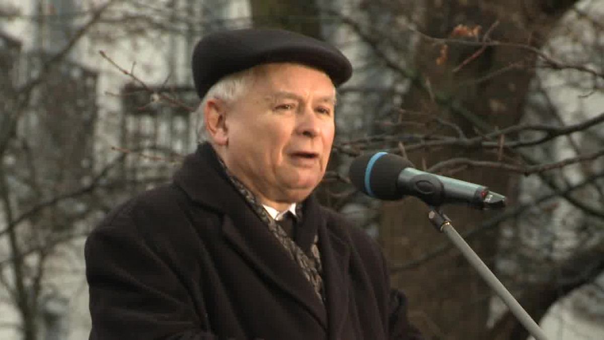 W sporze wokół TK nie chodzi o demokrację, a o zablokowanie szykowanej przez PiS wielkiej przebudowy Polski - przekonywał podczas V Marszu Wolności i Solidarności w Warszawie Jarosław Kaczyński. Zapowiedział zmiany w Trybunale, tak by nie bronił on "poprzedniego układu".
