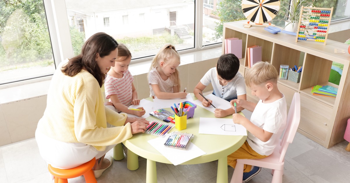 Nauczyciele będą mieli niższe pensum? Chodzi o warunki rozwoju i bezpieczeństwo