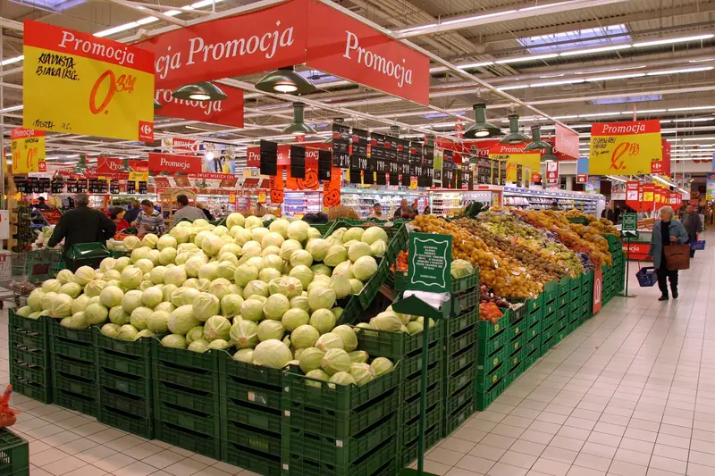 Carrefour wprowadza możliwość zakupów z własnymi opakowaniami