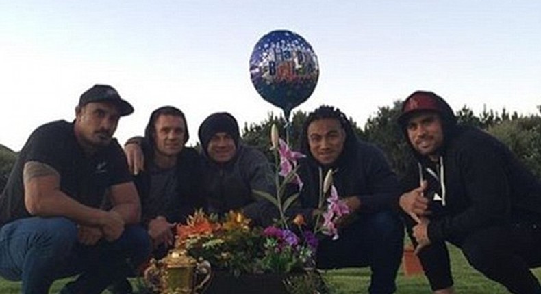 New Zealand World Cup winning squad visits graveside of lateJerry Collins