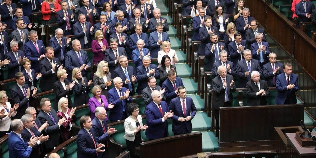 Na stronie internetowej Sejmu pojawiły się oświadczenia majątkowe posłów. Sprawdziliśmy, co posiadają najważniejsi posłowie.