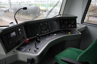 Maszynista - zawód przyszłości? Spółki kolejowe podkupują sobie ludzi