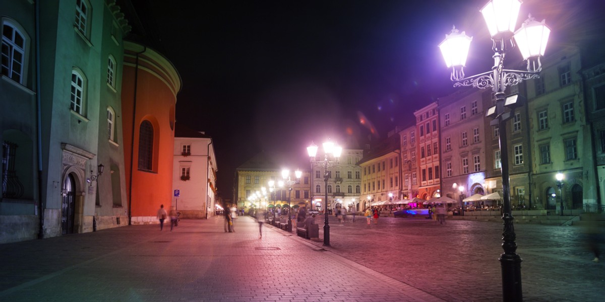 Wyłączanie latarni to najłatwiejszy sposób na oszczędności w miejskich budżetach