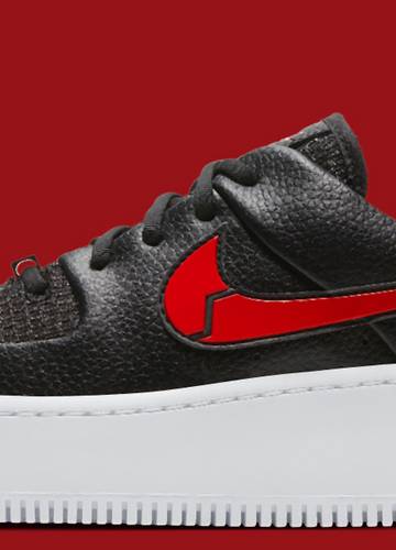 Szívtaposó cipővel ünnepli a Valentin-napot a Nike - Noizz