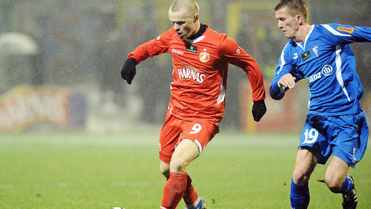 Widzew Łódź pokonał Internacional Club Almancil aż 6:0 (1:0) w pierwszym spotkaniu sparingowym rozegranym w czasie obozu przygotowawczego odbywającego się w Portugalii.