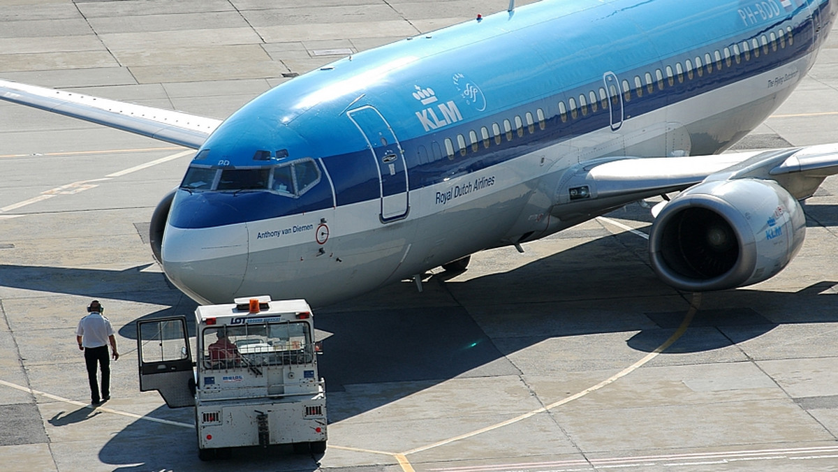 Linie lotnicze Air France-KLM poinformowały w środę, że przewidują opóźnienia lub nawet odwołanie niektórych lotów z Paryża z powodu strajku personelu technicznego, odpowiedzialnego za utrzymanie ich maszyn.