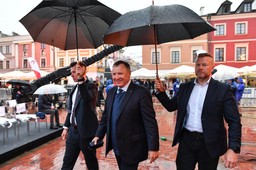 Jacek Kurski nie jest już prezesem TVP. Został odwołany, bo "niedługo przed nim nowe zadania"