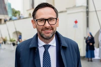 Obajtek zyska na rozłamie PiS? "Jest ostatnią deską ratunku prezesa"