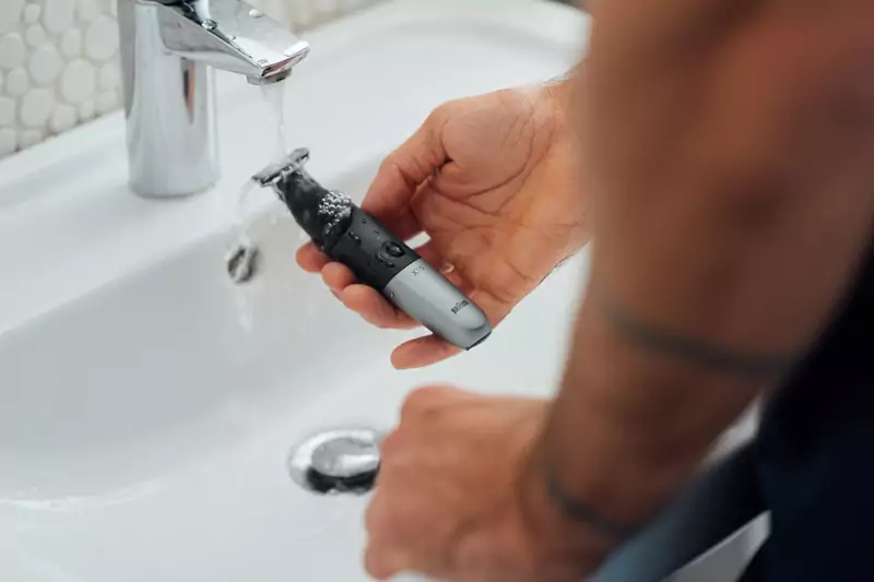Braun Series X jest wodoodporny. Można go używać pod prysznicem, a  także czyścić pod wodą