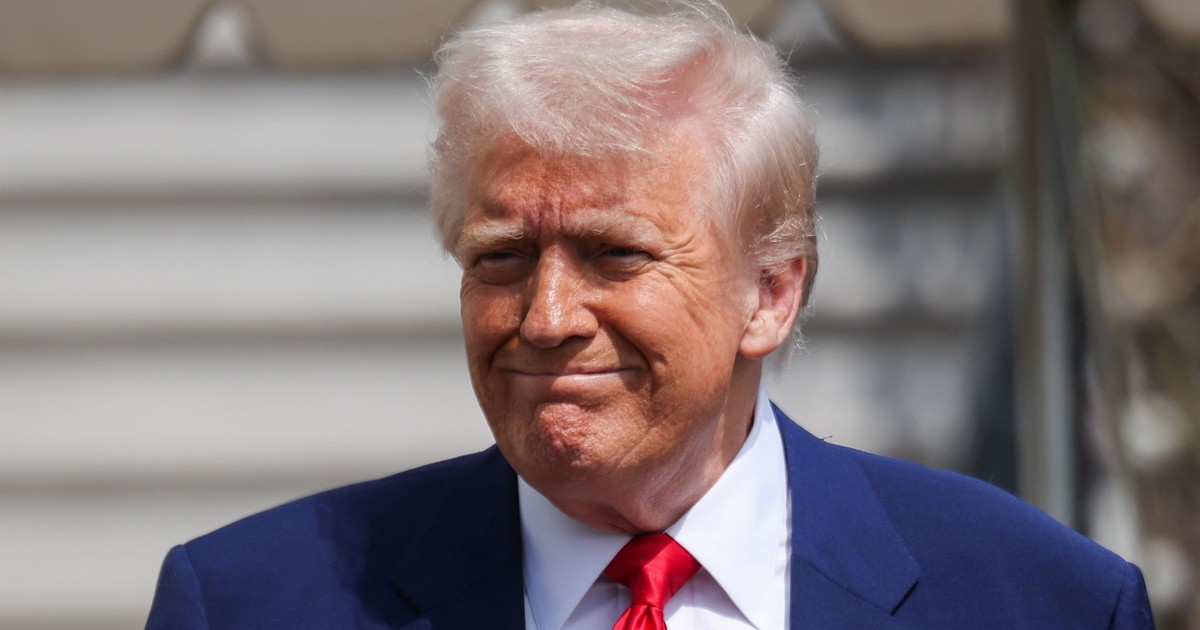 Trumpa powrót do przeszłości. Tak Ameryka strzeliła sobie w kolano