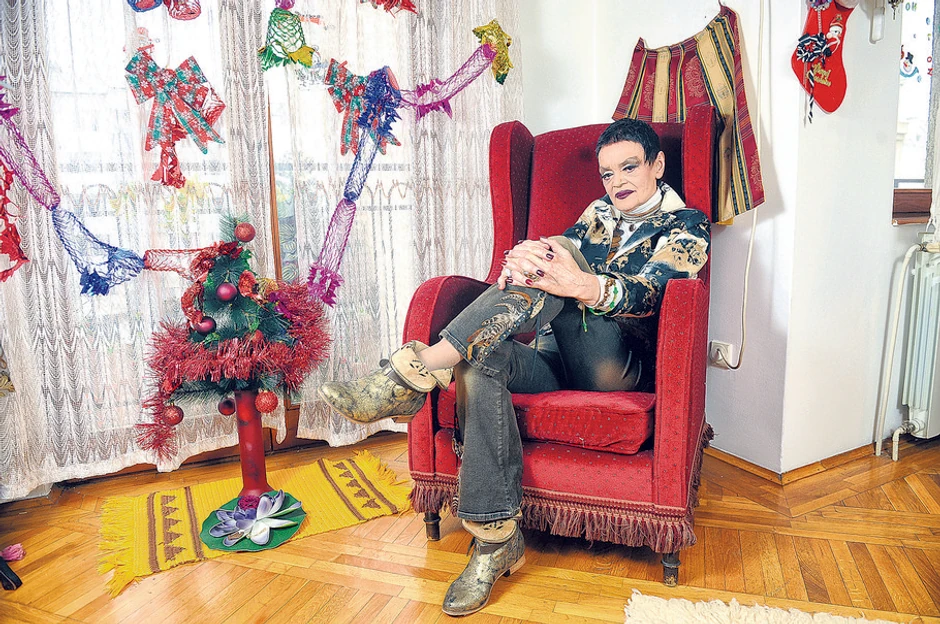 Ruška Jakić u dnevnoj sobi