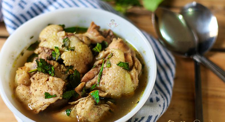 Simple chicken peppersoup [Dobby's Signature]