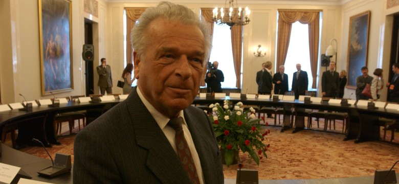 Grób Czesława Kiszczaka. Tylko tu chciano go pochować [FOTO]