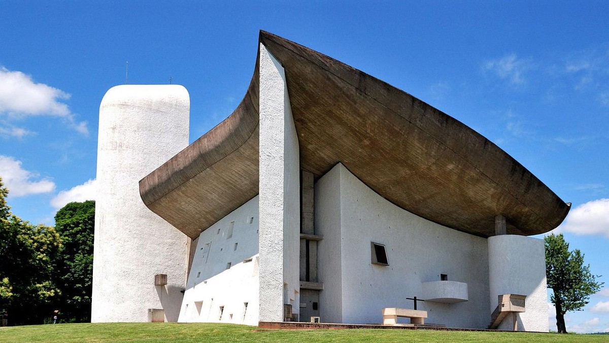 Notre Dame du Haut projektu Le Corbusier