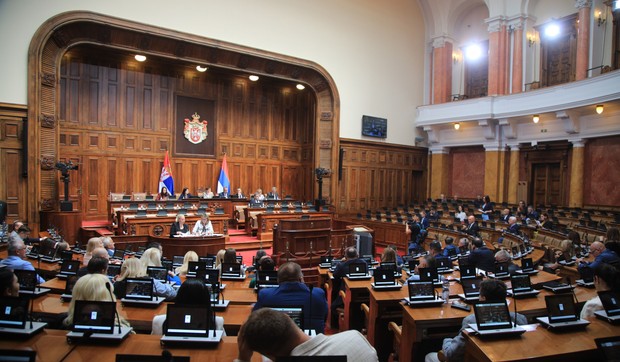 Poslanici nastavili raspravu po amandmanima na Predlog zakona o presađivanju organa