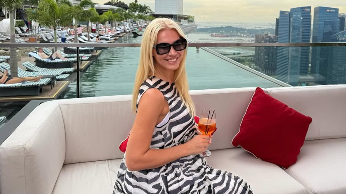 Naša fatalna voditeljka je velika vernica, a sad se pohvalila USKRŠNJIM JAJIMA SA SNAŽNOM DUHOVNOM PORUKOM: Oglasila se iz rodnog sela i ispoštovala tradiciju