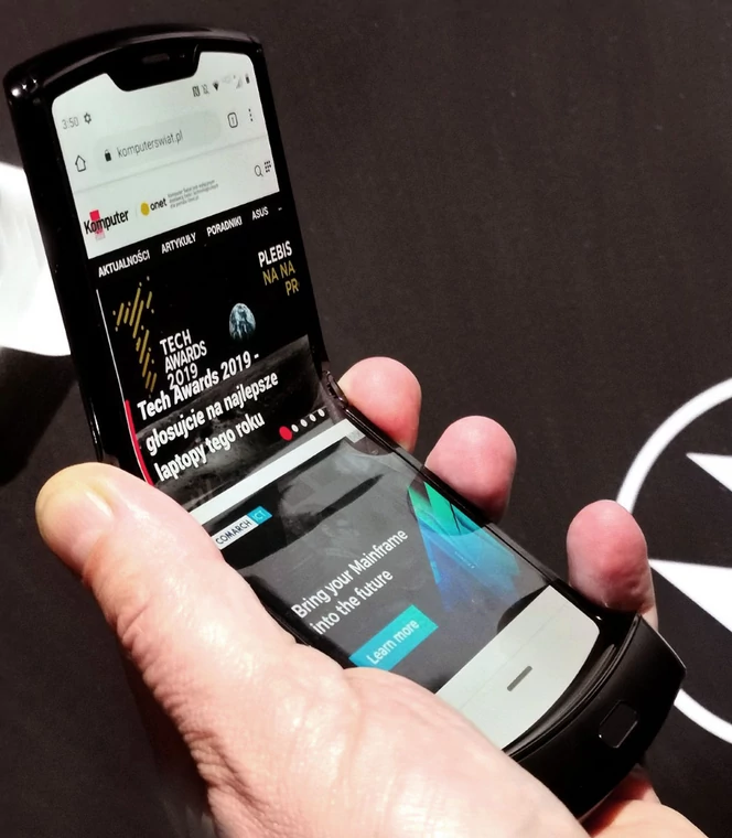 Motorola razr ze swoim składanym ekranem pojawi się w styczniu 2020 w ofercie operatora Orange - obsługuje bowiem wyłącznie karty e-SIM. Sugerowana cena na Europę to 1599 euro