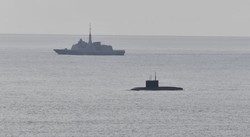 Awaria rosyjskiej łodzi podwodnej. Gdy się wynurzyła, NATO wzięło ją na celownik