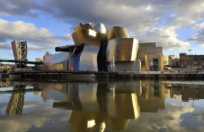 2. Museo Guggenheim, Bilbao