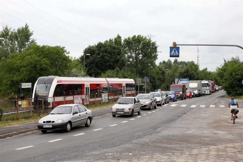 Pociągiem dojedziesz szybciej