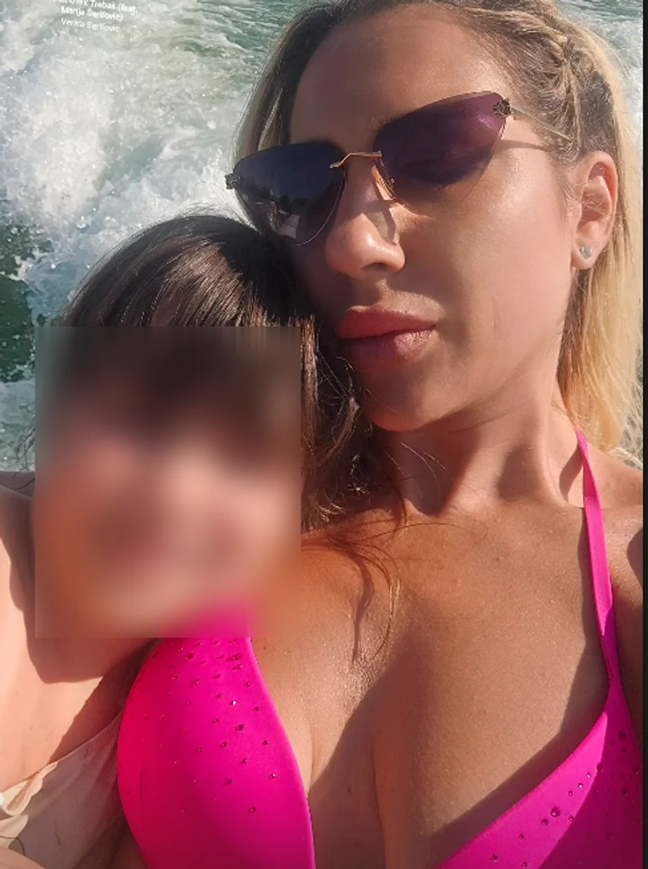 Jovana Jeremić sa ćerkom