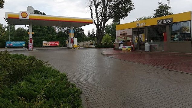 Woda w paliwie pod Warszawą. Shell przeprasza, fot. KS