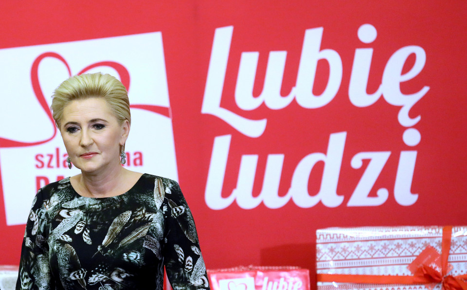 Agata Duda zaangażowała się w "Szlachetną Paczkę"