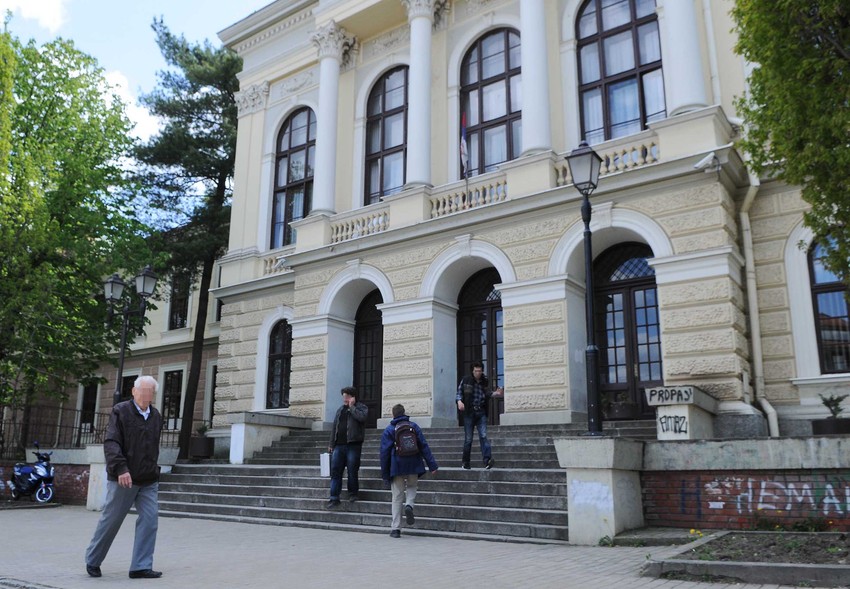 Prva kragujevačka gimnazija, u kojoj radi Jasmina Micić