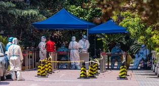 Lockdown w Szanghaju. Władze: Trzy śmiertelne przypadki COVID-19