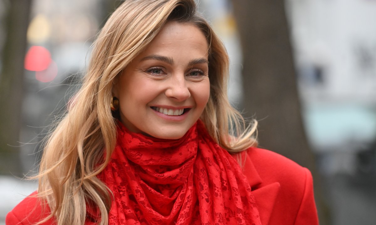 Małgorzata Socha pokazuje najmodniejszy manicure wiosny. Klasa sama w sobie