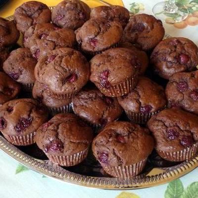 Csokoládés-meggyes muffin