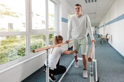 Świadczenie rehabilitacyjne 2025, 2026. Jak je uzyskać i ile wynosi?
