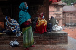 Władze Nepalu wprowadziły najsurowszy lockdown na świecie: obowiązuje zakaz wychodzenia z domu