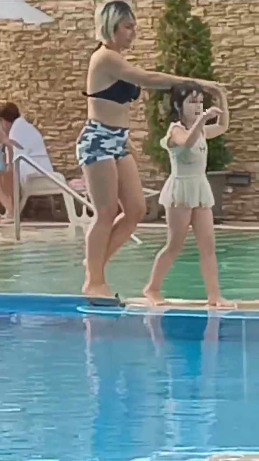 Jovana Jeremić sa ćerkom Leom