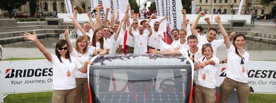 Polski solarny samochód Eagle One stworzony przez studentów Politechniki Łódzkiej.