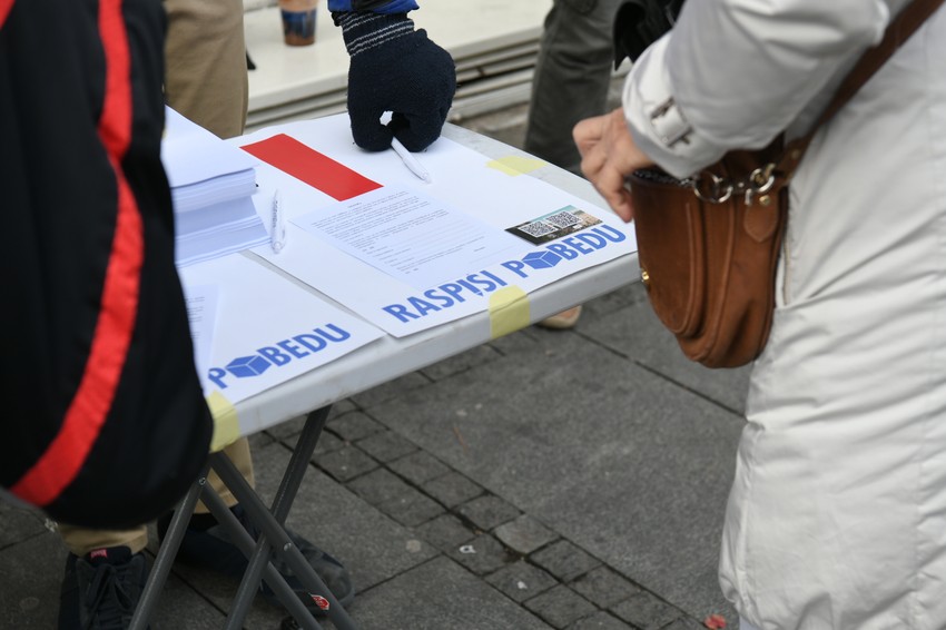 Studenti u blokadi  prikupljaju potpise