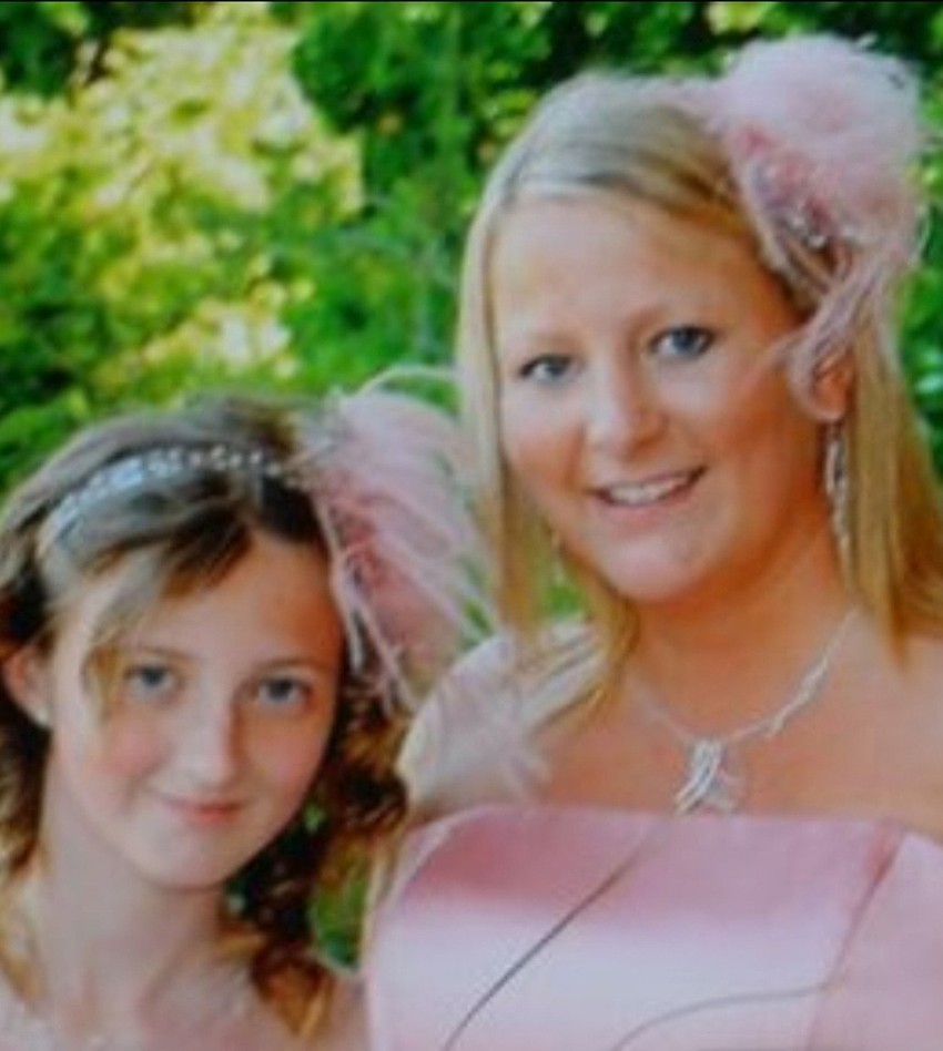 Rouzi sa mamom iz vremena kojih se ne seća