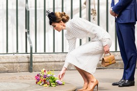 Treba izdržati sve te ceremonije u ŠTIKLAMA: Stručnjak za kraljevski stil otkrio TRIK koji Kejt Midlton koristi kako bi joj visoke potpetice bile UDOBNE CEO DAN