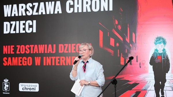 Nawet małe dzieci mają w internecie kontakt z treściami, które nie są dostosowane do ich wieku