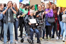 Metropolie młodych i starzejąca się błyskawicznie Polska powiatowa. Demografia uderza w wioski i miasteczka