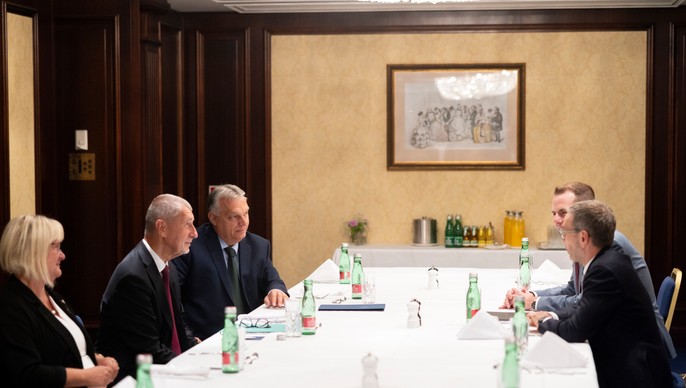 "Ez az a nap, amikor megváltozik az európai politika" - Mire készül? Orbán Viktor szövetséget kötött az Osztrák Szabadságpárttal és Andrej Babiš-al