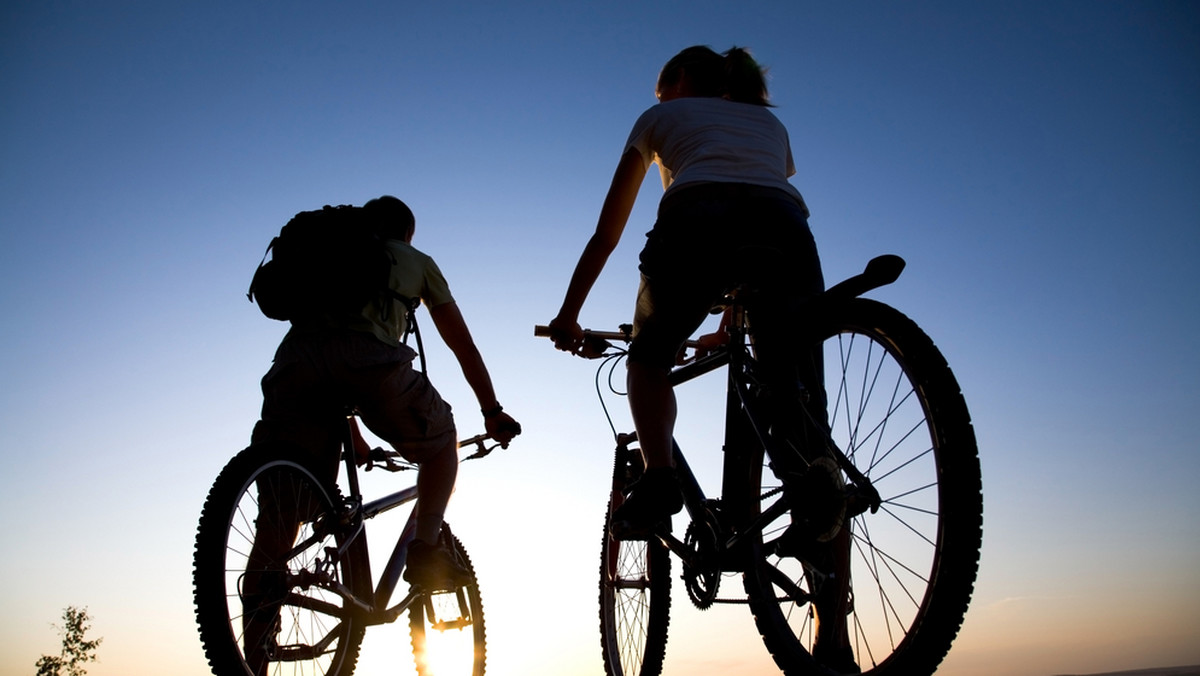 1400 kilometrów mają do przejechania rowerzyści, którzy zdecydowali się na karkołomną, jak mówią, wyprawę rowerową do Medjugorie. Wyruszyli dzisiaj rano po Mszy św., dziennie przejadą co najmniej 150 kilometrów, a do Medjugorie dotrą 9 lipca. Średnia wieku pielgrzymów - rowerzystów to ok. 50 lat.