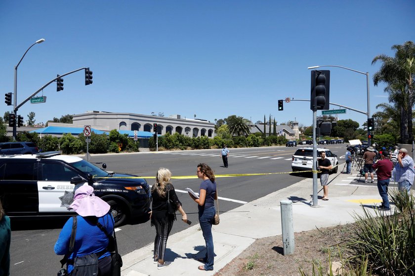 One dead, three injured in US synagogue shooting